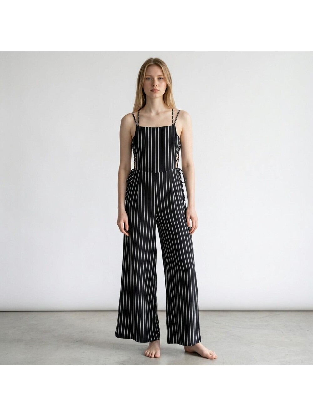 Forever 21 Jumpsuit Women M Medium Black Striped Zipper Sleeveless Wide Leg